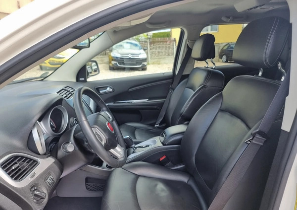 Fiat Freemont cena 45900 przebieg: 146000, rok produkcji 2014 z Nowogard małe 704